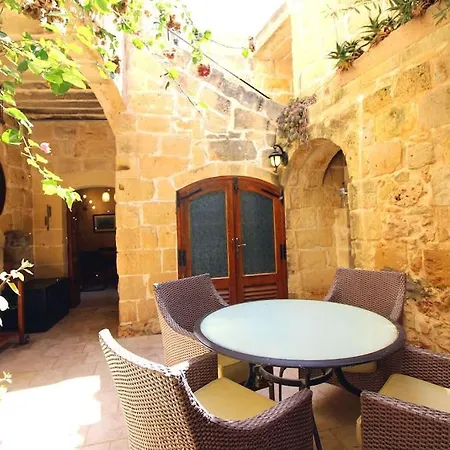 3 Bedroom Farmhouse *