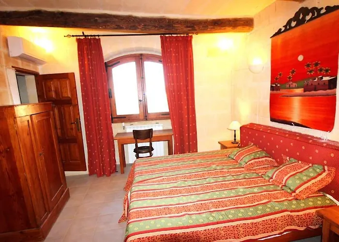 3 Bedroom Farmhouse *