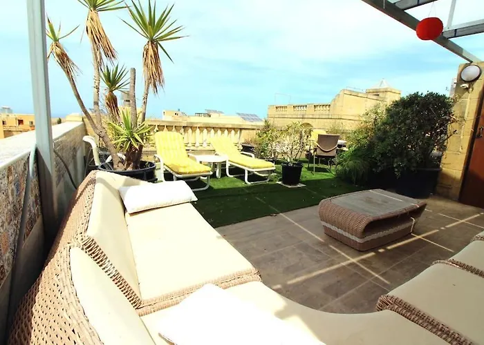 Villa 3 Bedroom Farmhouse Xagħra