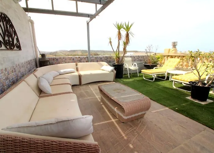 3 Bedroom Farmhouse * Xagħra