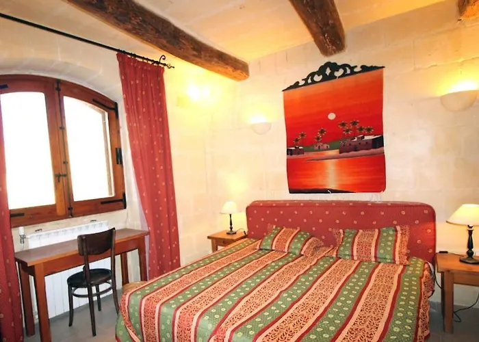 Villa 3 Bedroom Farmhouse